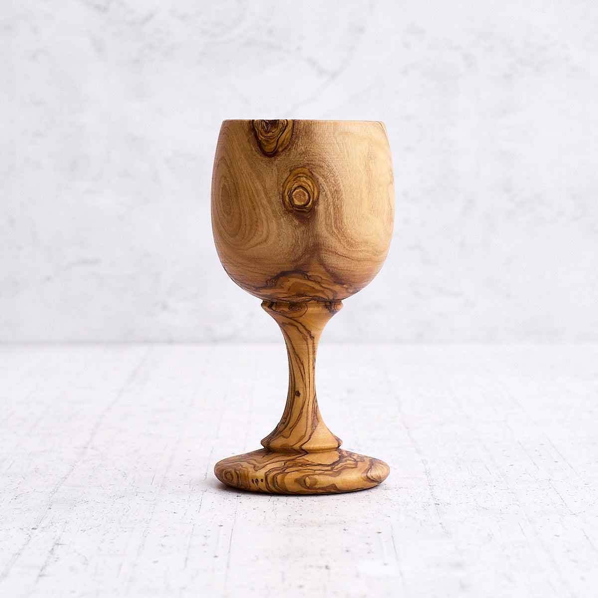 Calice "semplice" in legno di olivo