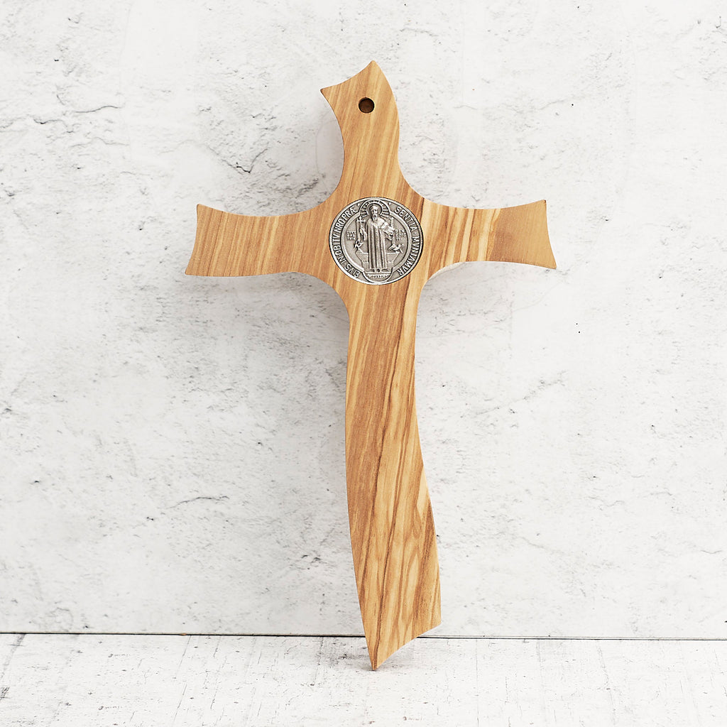 Croce di San Benedetto in legno di olivo