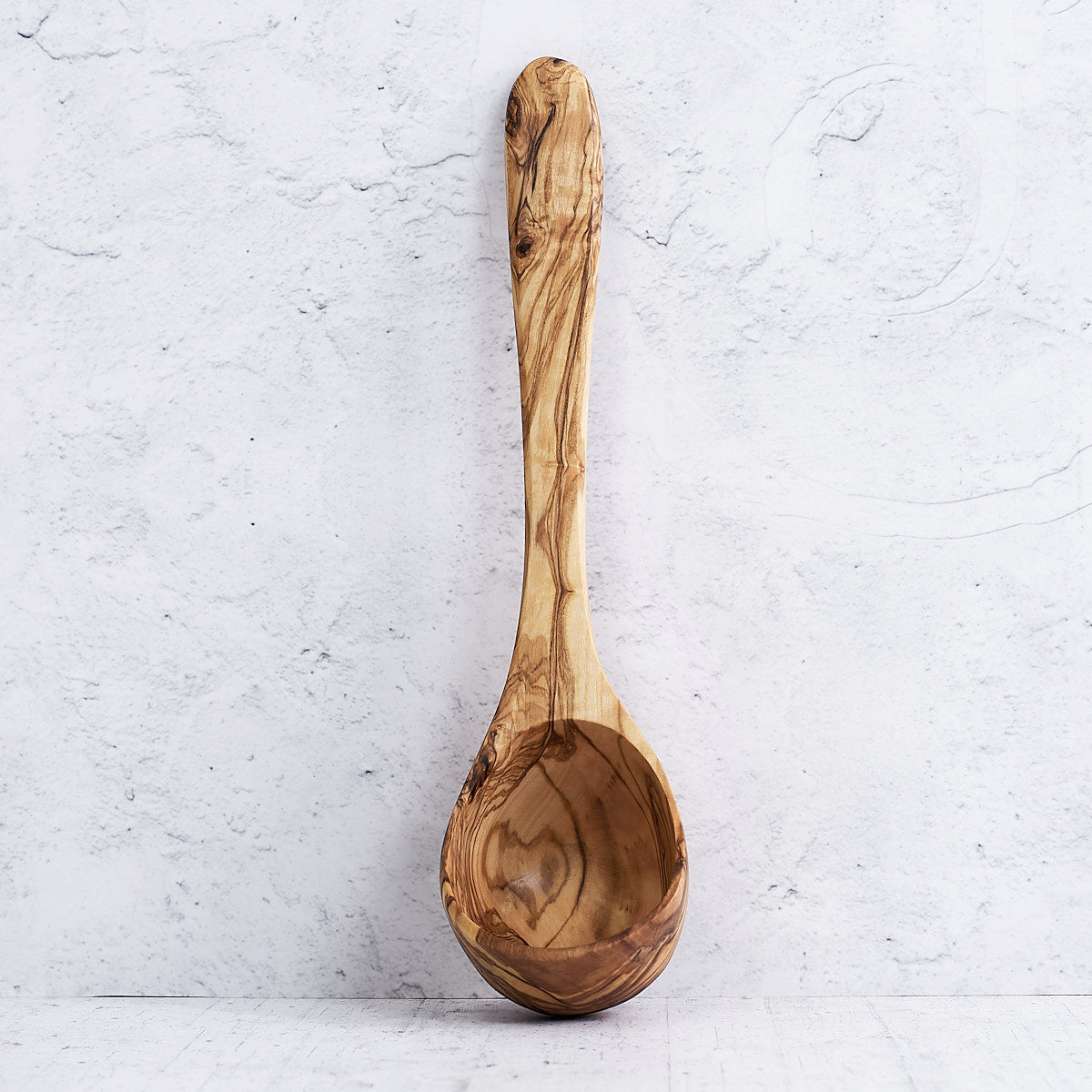 Mestolo "antica Roma" in legno di olivo