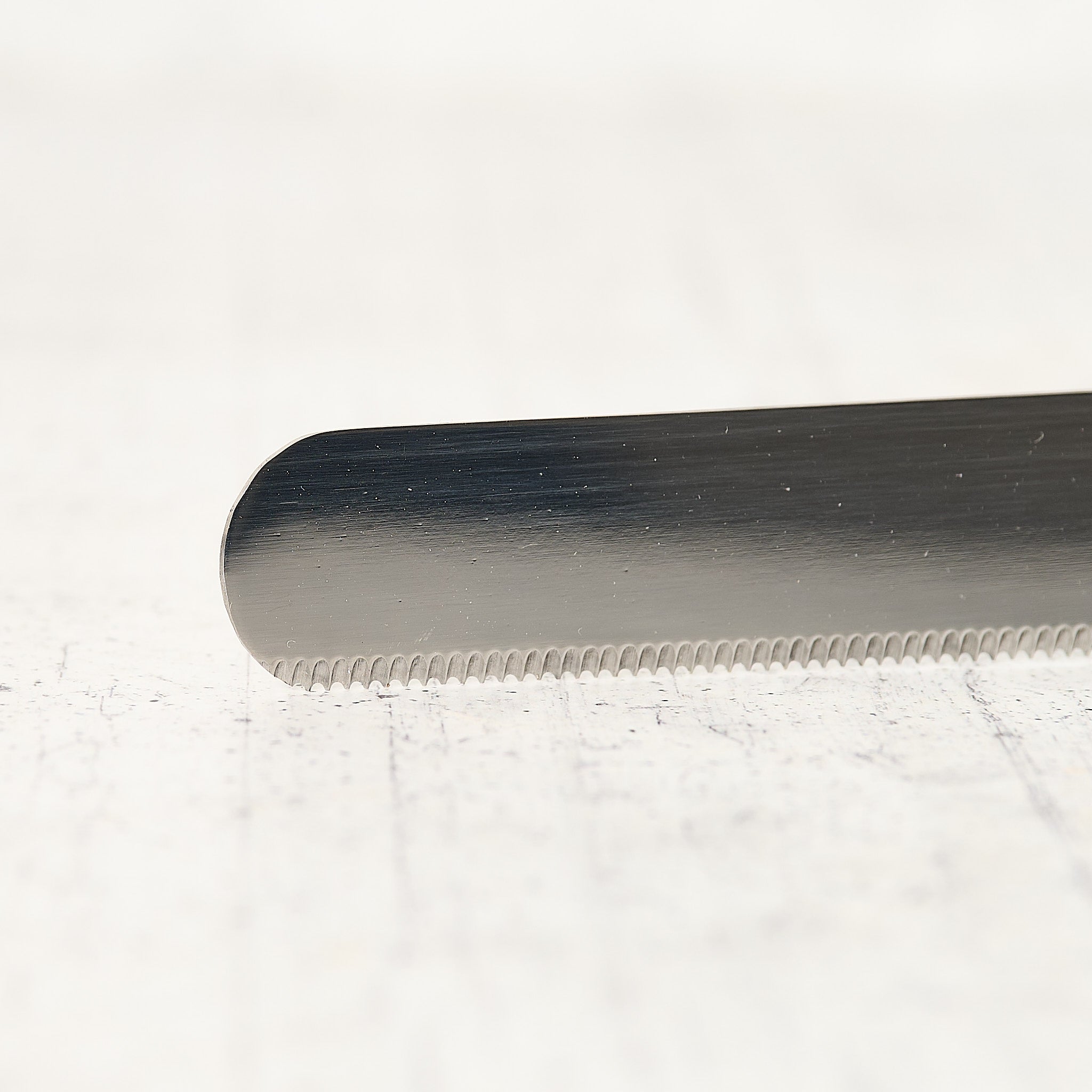 Coltello per pane in legno di ulivo artigianale