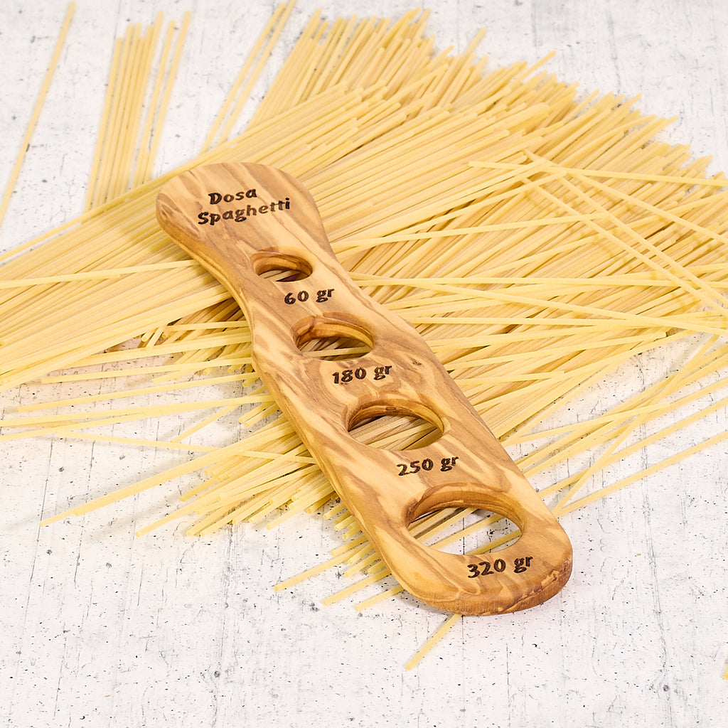 Dosa spaghetti "4 fori" in legno di olivo