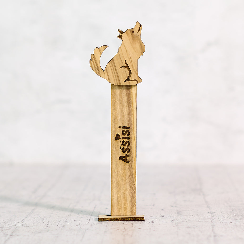 Lupo segnalibro in legno di olivo