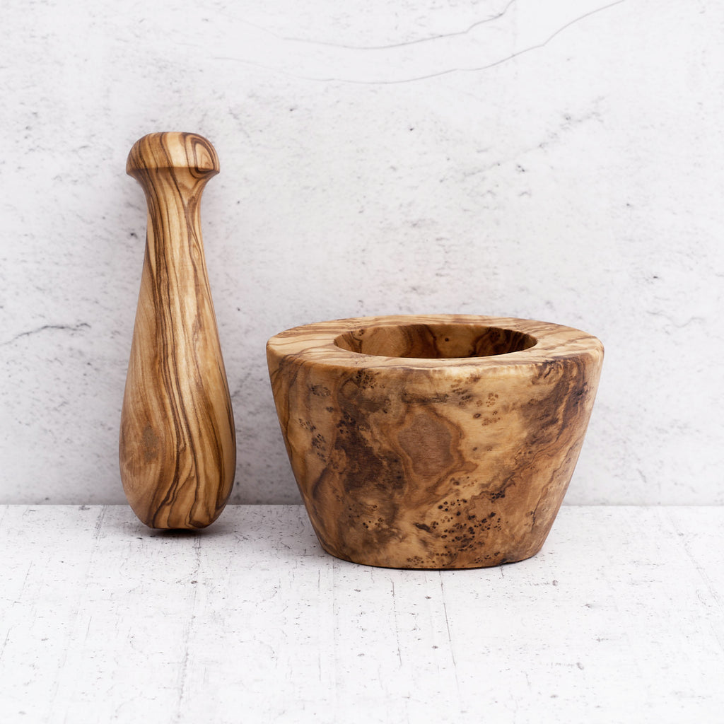 Mortaio cento usi in legno di olivo