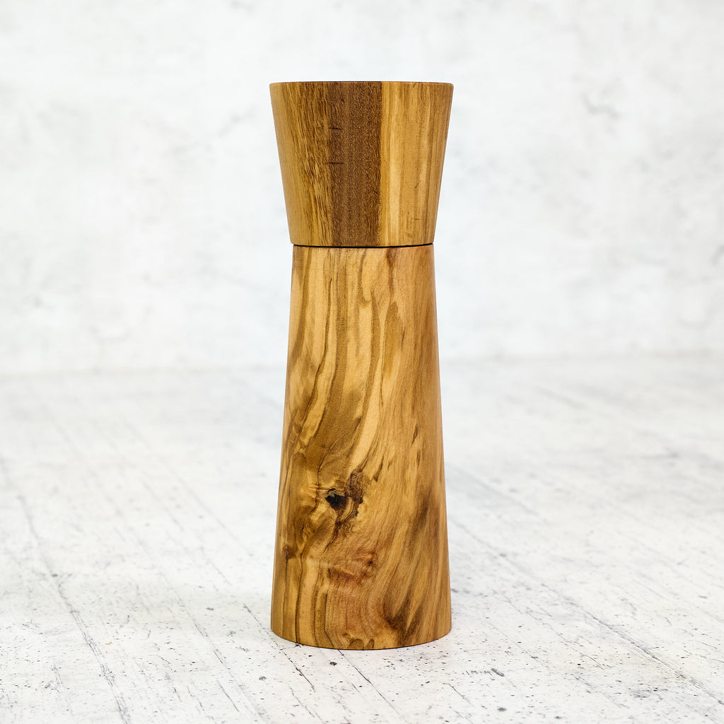 Macina sale e pepe moderno in legno di ulivo