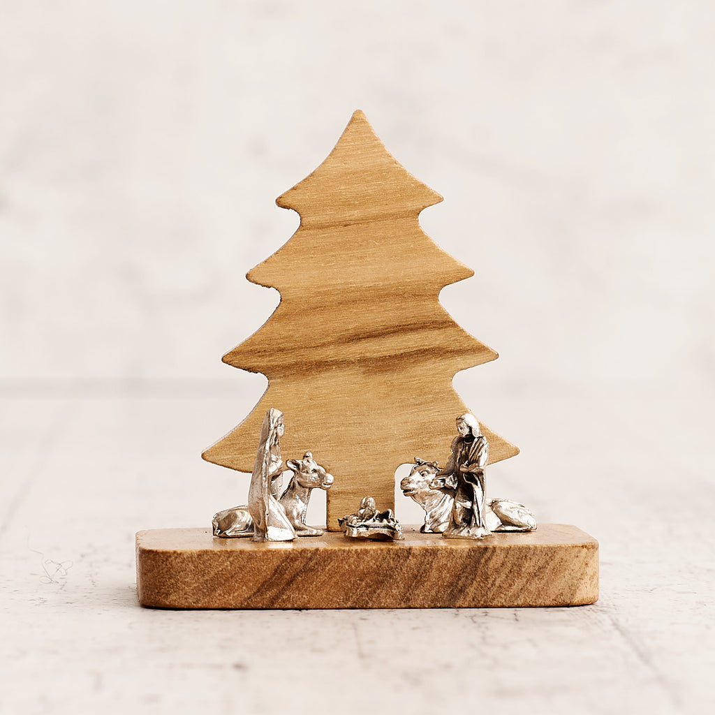 Il poverello - presepe in legno di ulivo
