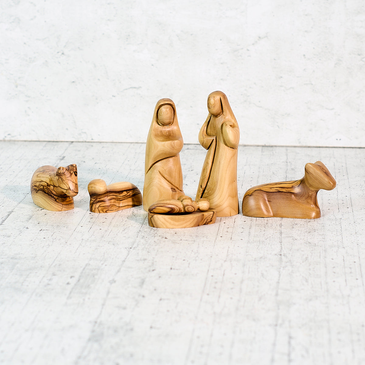 Assisi - presepe in legno di ulivo