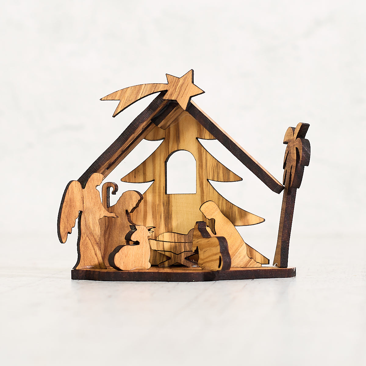 Greccio - presepe in legno di ulivo