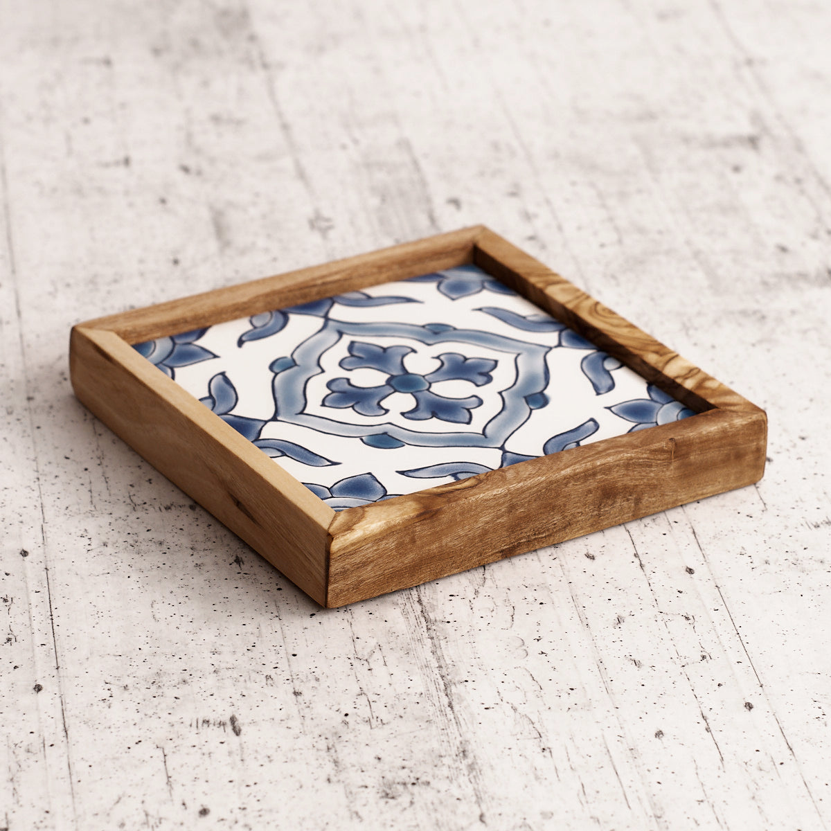Sottobottiglia in legno di olivo e ceramica
