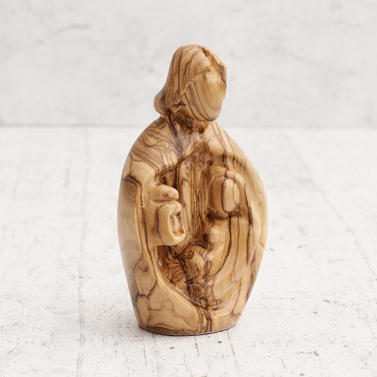 Sacra famiglia in legno di ulivo - lavorazione di intaglio manuale