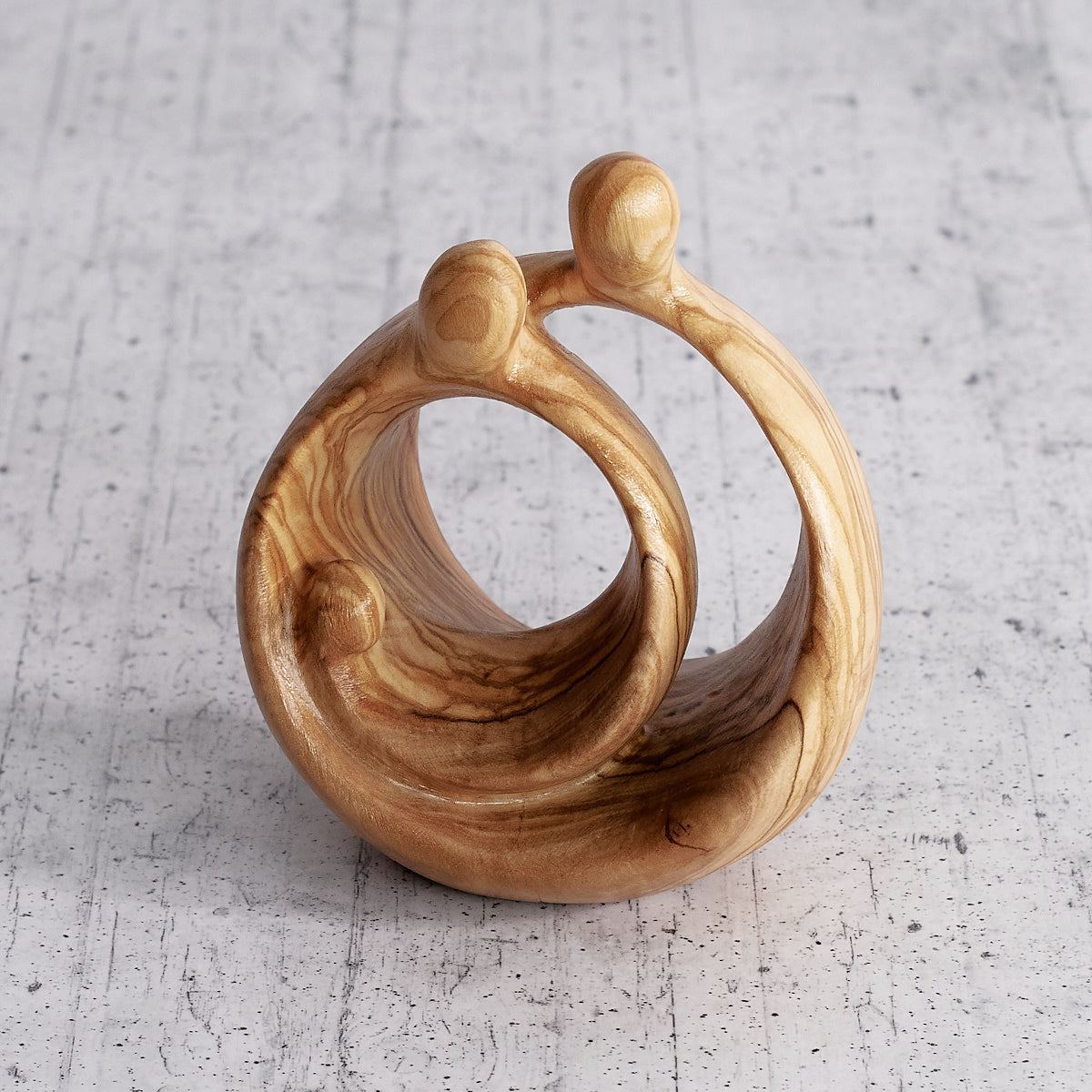 Sacra famiglia tonda in legno d'ulivo - regalo artigianale