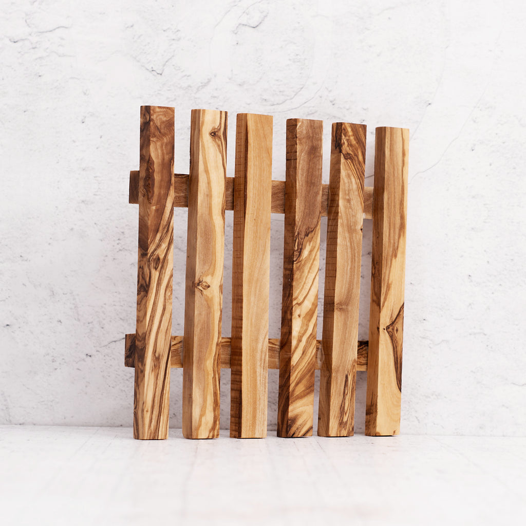 Sotto pentola quadrato in legno di olivo