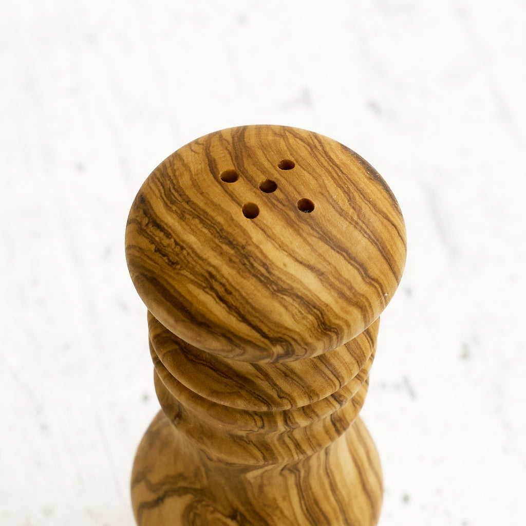 Saliera in legno di olivo