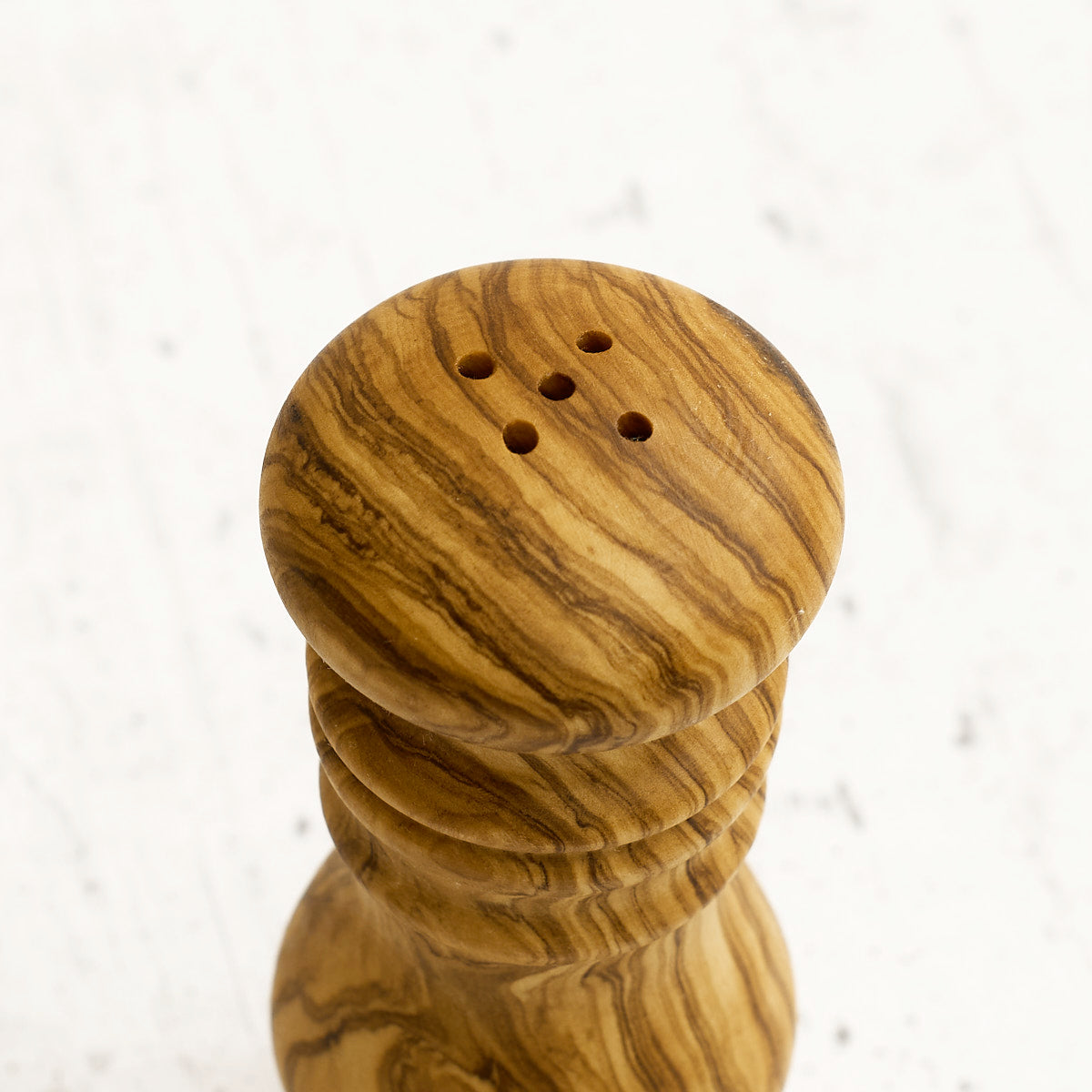 Saliera in legno di olivo