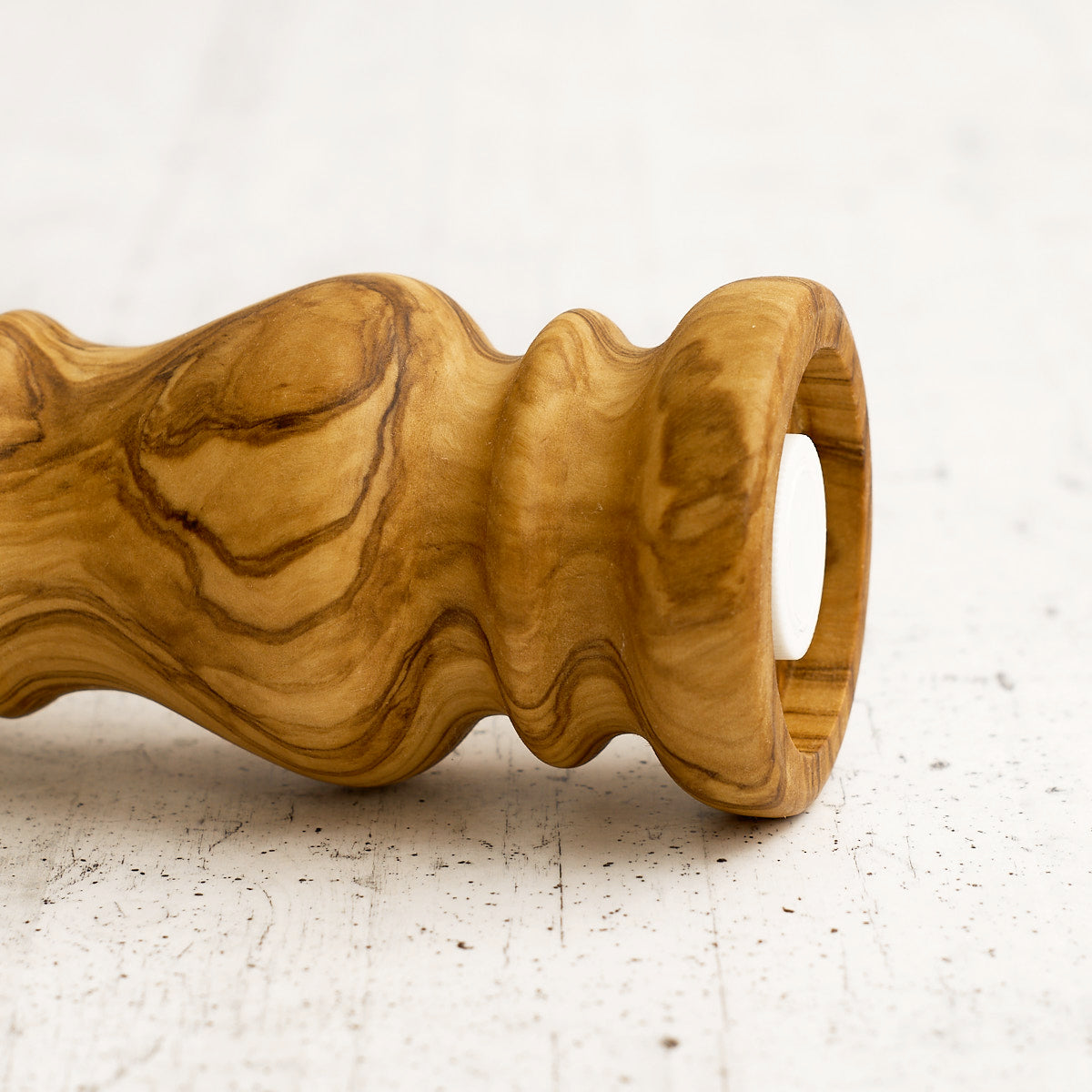 Saliera in legno di olivo