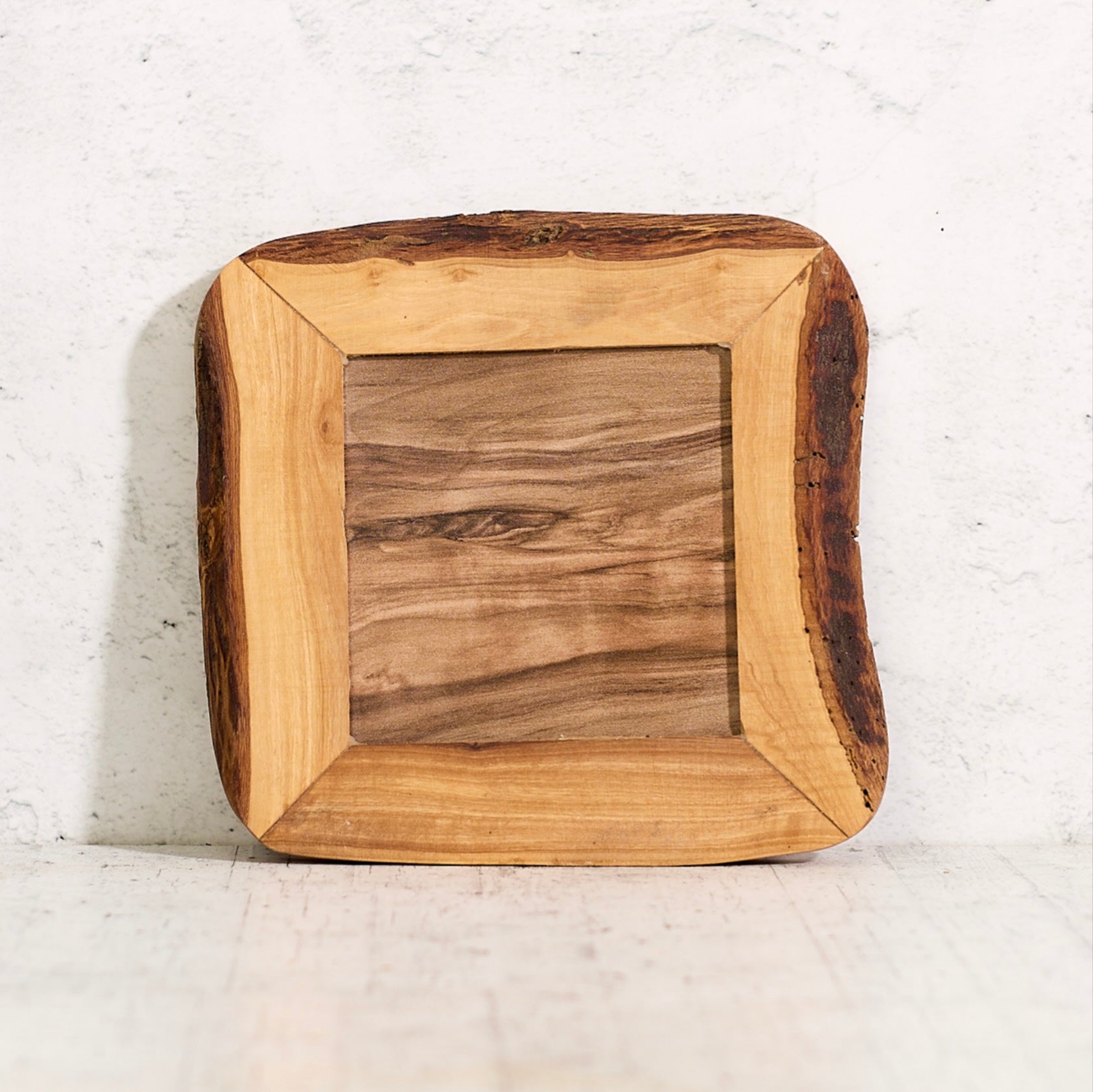 Sotto pentola rustico in ceramica e legno di ulivo