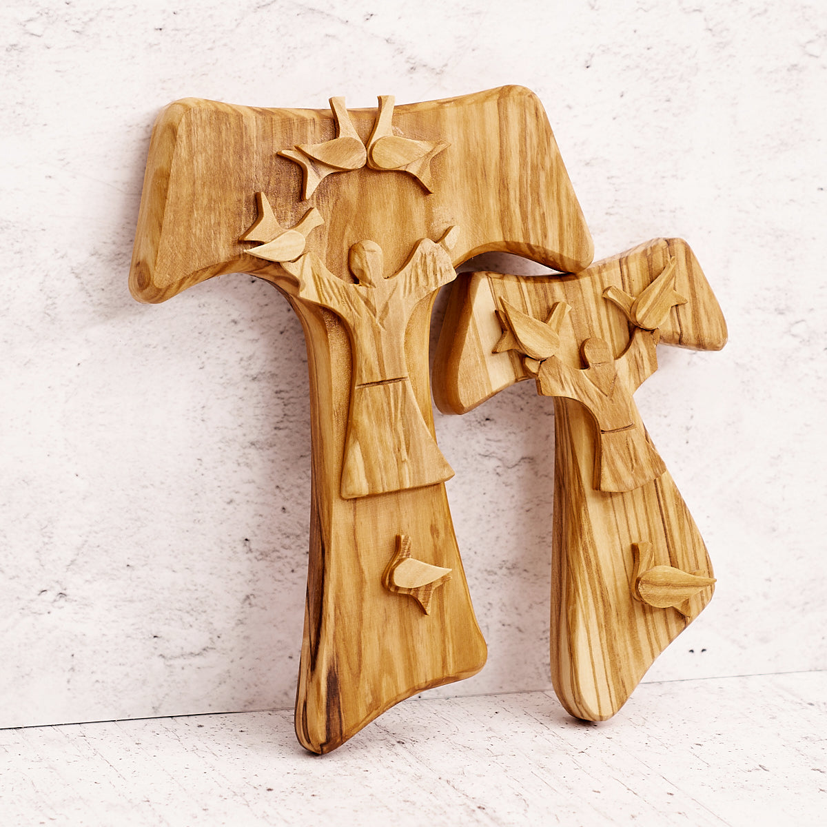 Tau Cantico delle Creature in legno di olivo