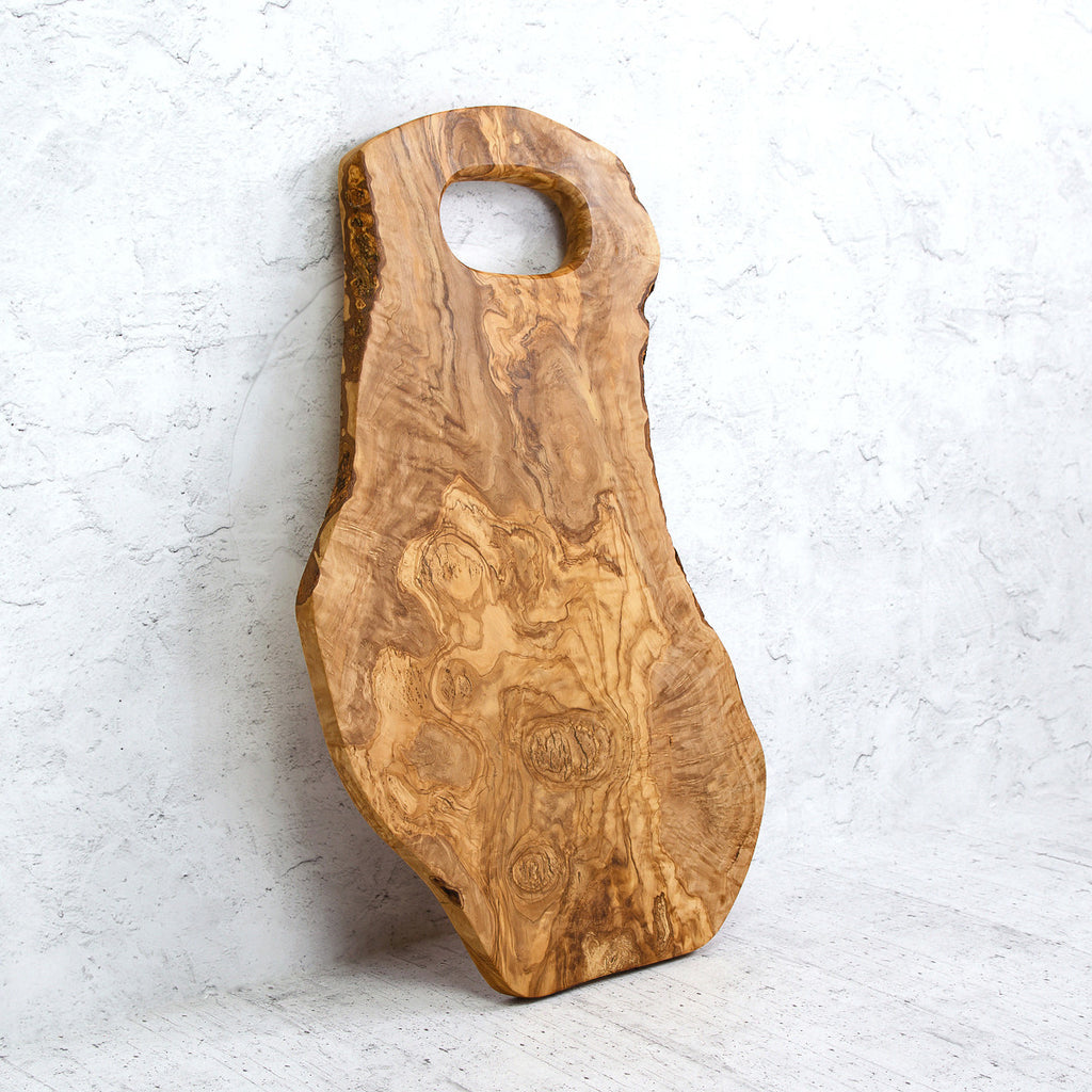 Tagliere maniglia in legno di olivo