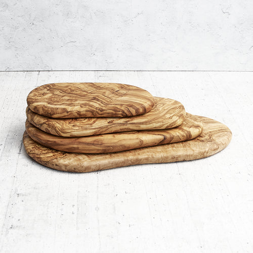 Tagliere moderno in legno di olivo