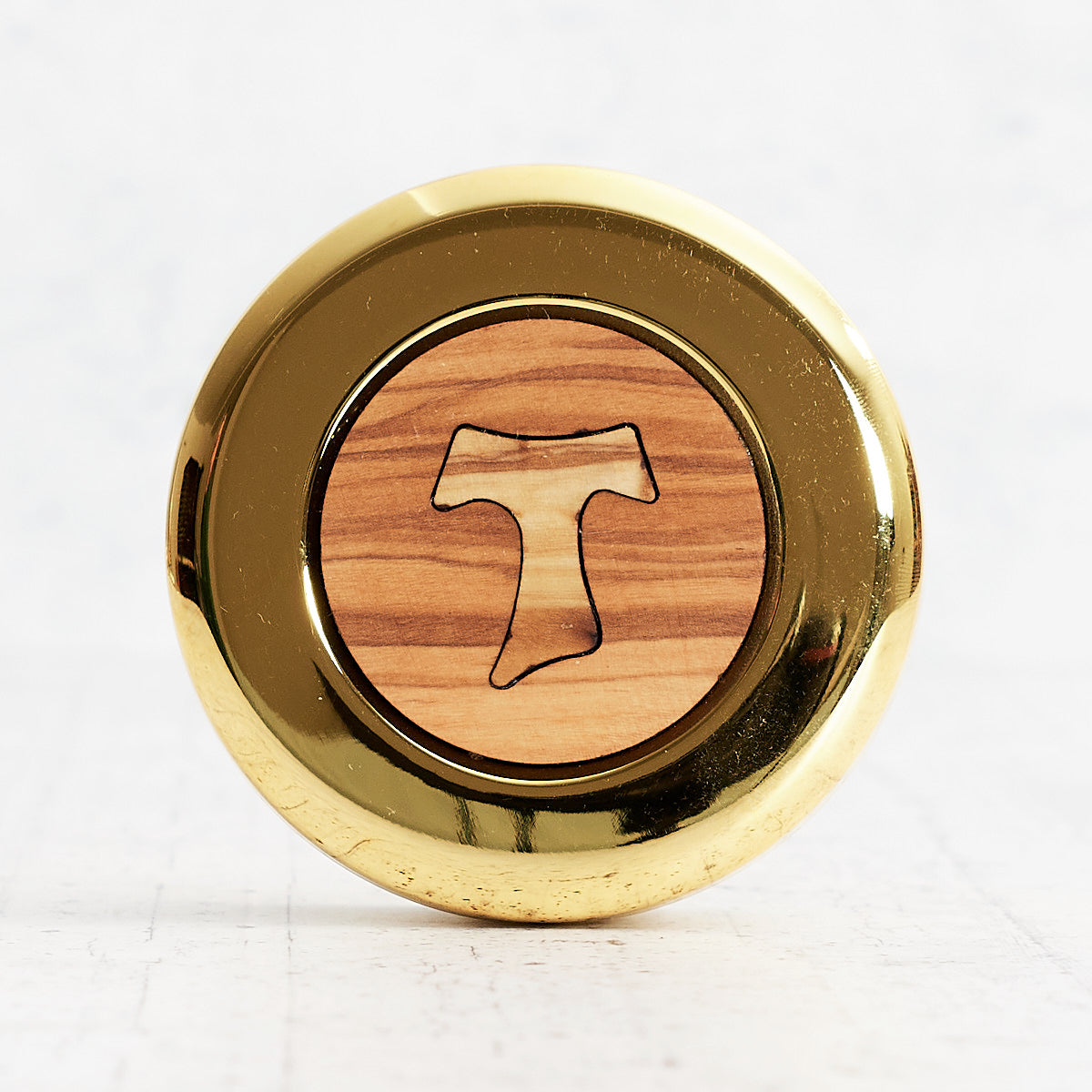 Teca porta ostie in legno di ulivo e metallo dorato