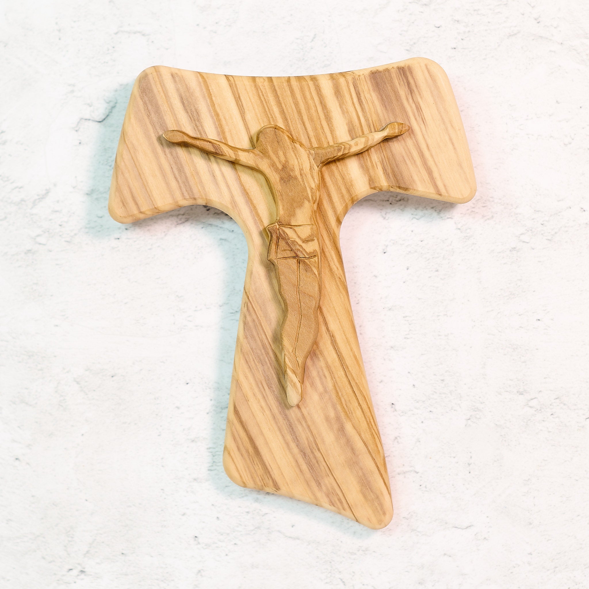 Tau con corpo di Cristo in legno di olivo