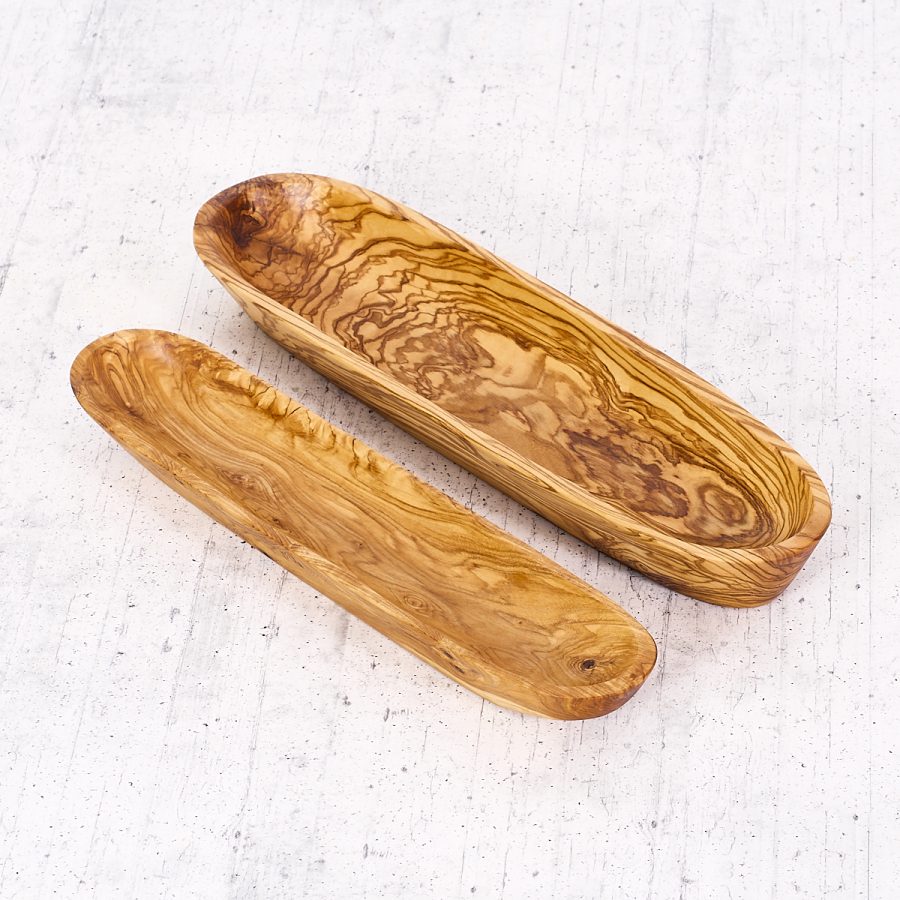 Rustic boat-shaped bowl