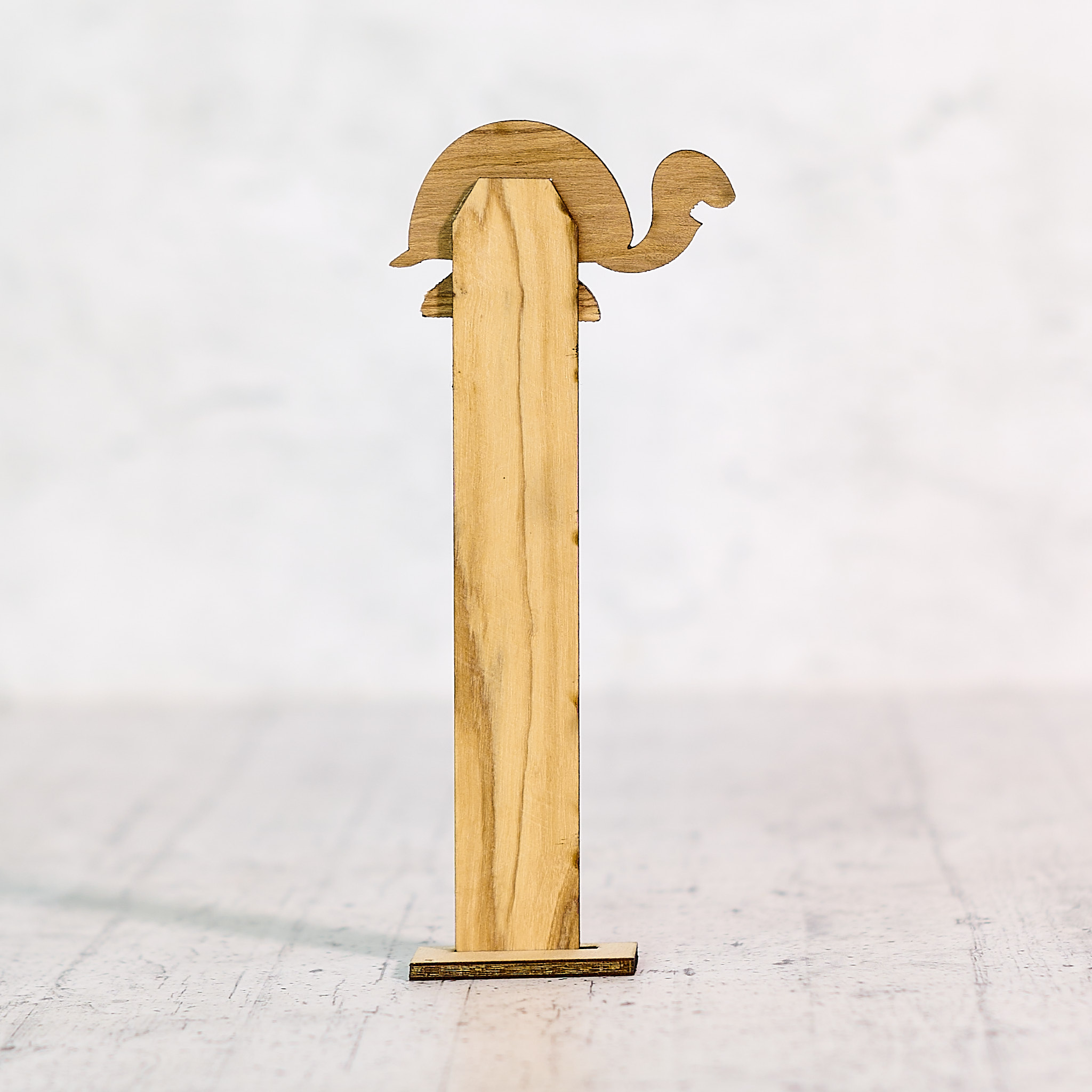 Tartaruga segnalibro in legno di olivo - immagine 4