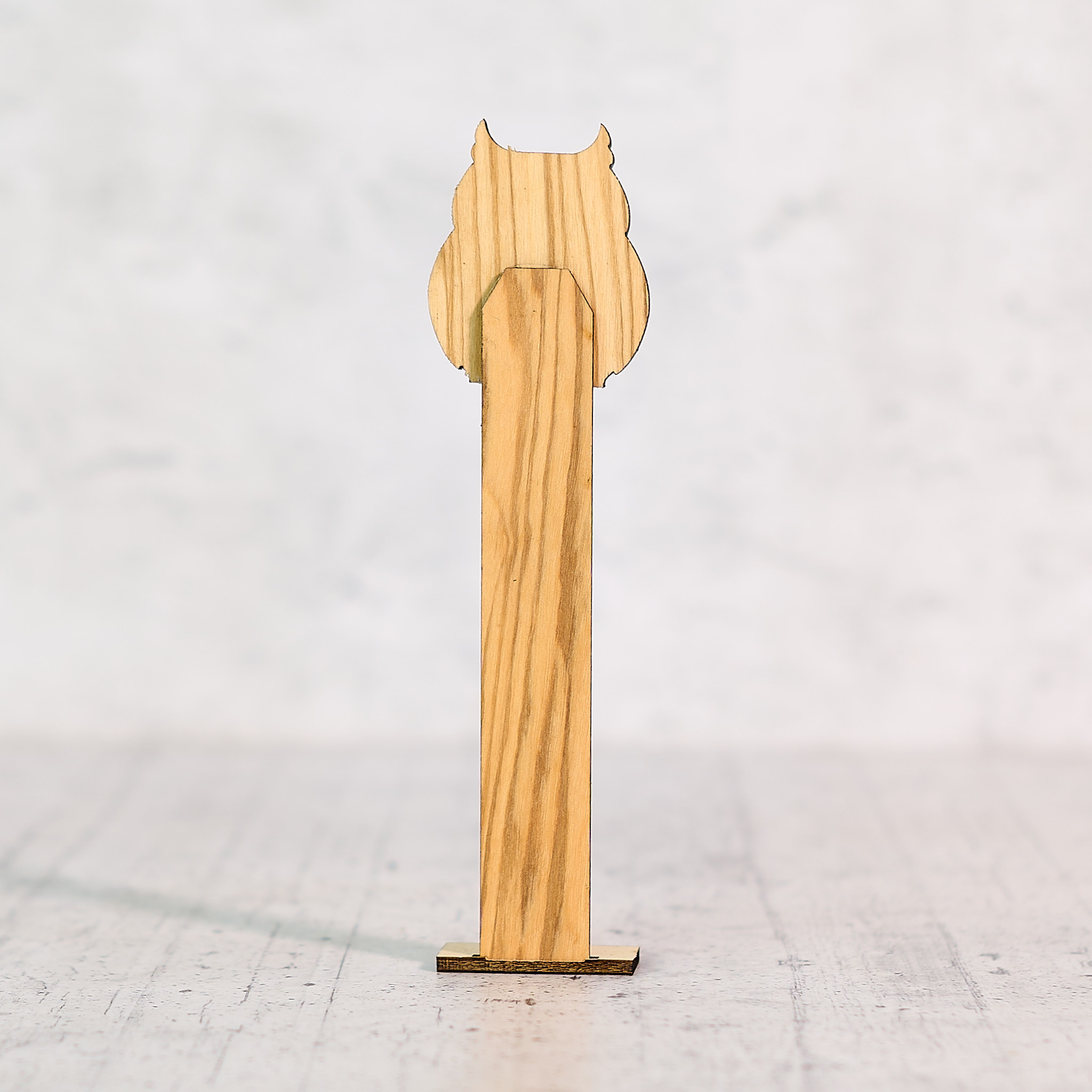 Gufo segnalibro in legno di olivo - immagine 4